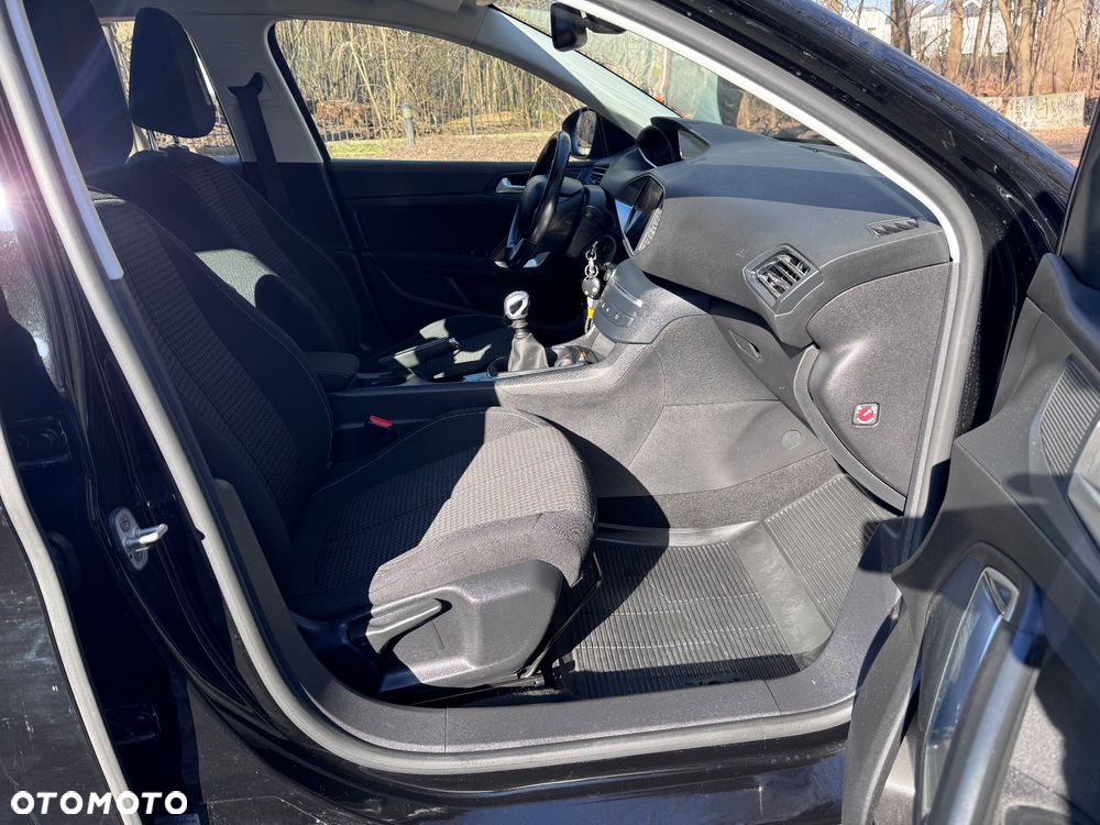 Peugeot 308 1.5 BlueHDi Active Pack Business S&S - 11