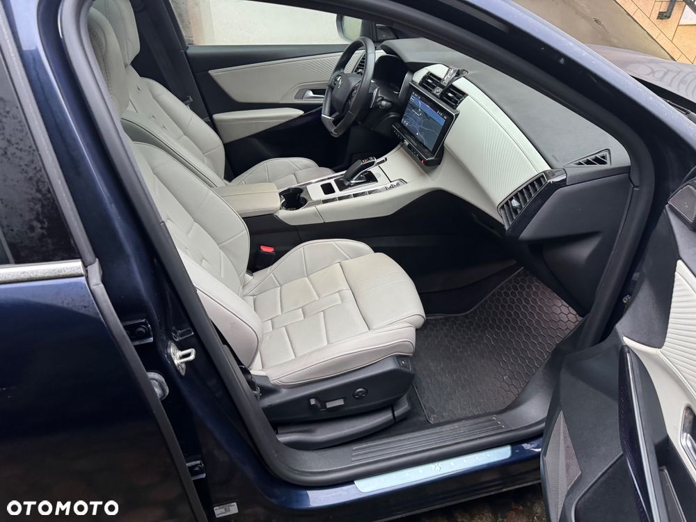 DS Automobiles DS 7 Crossback - 12