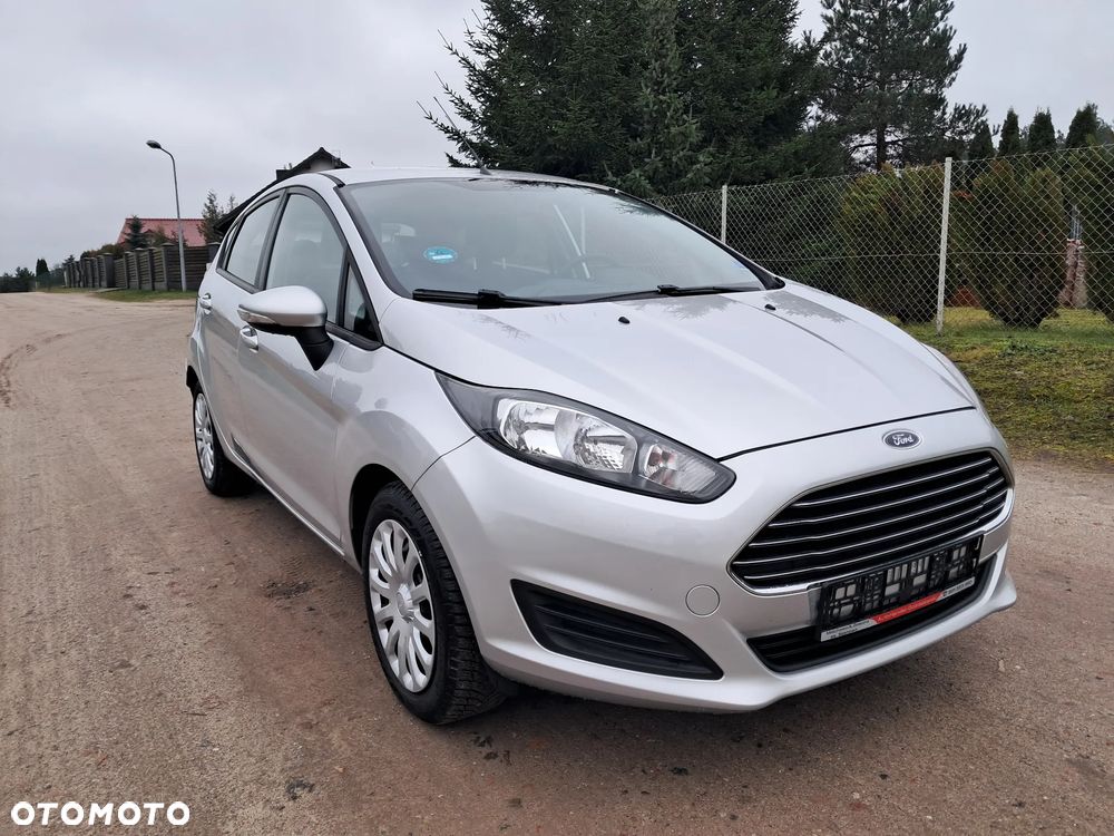Ford Fiesta 1.6 TDCI Champions Edition - 9