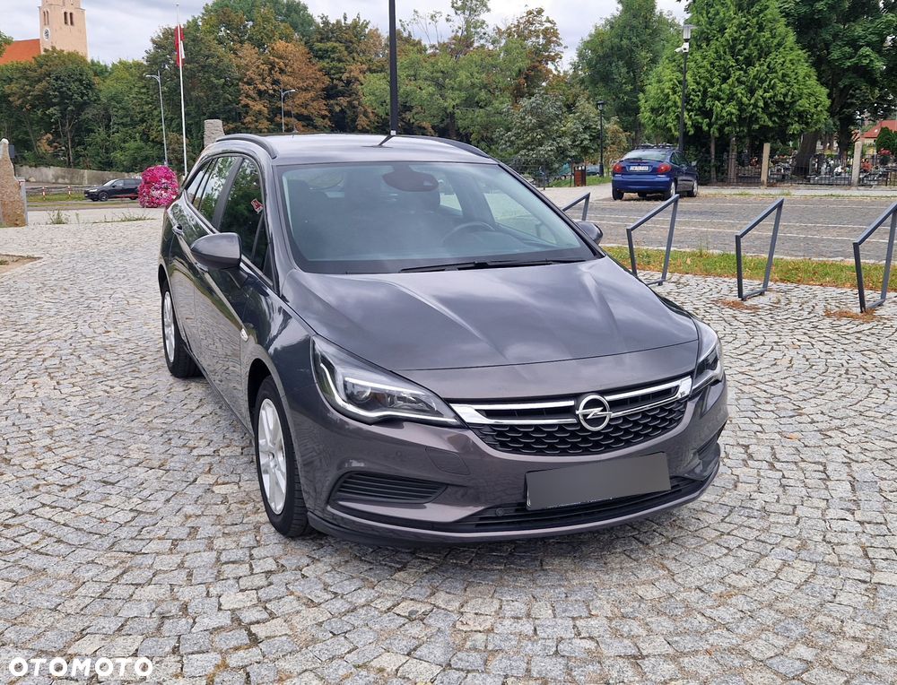 Opel Astra 1.4 Turbo Sports Tourer Business - 11