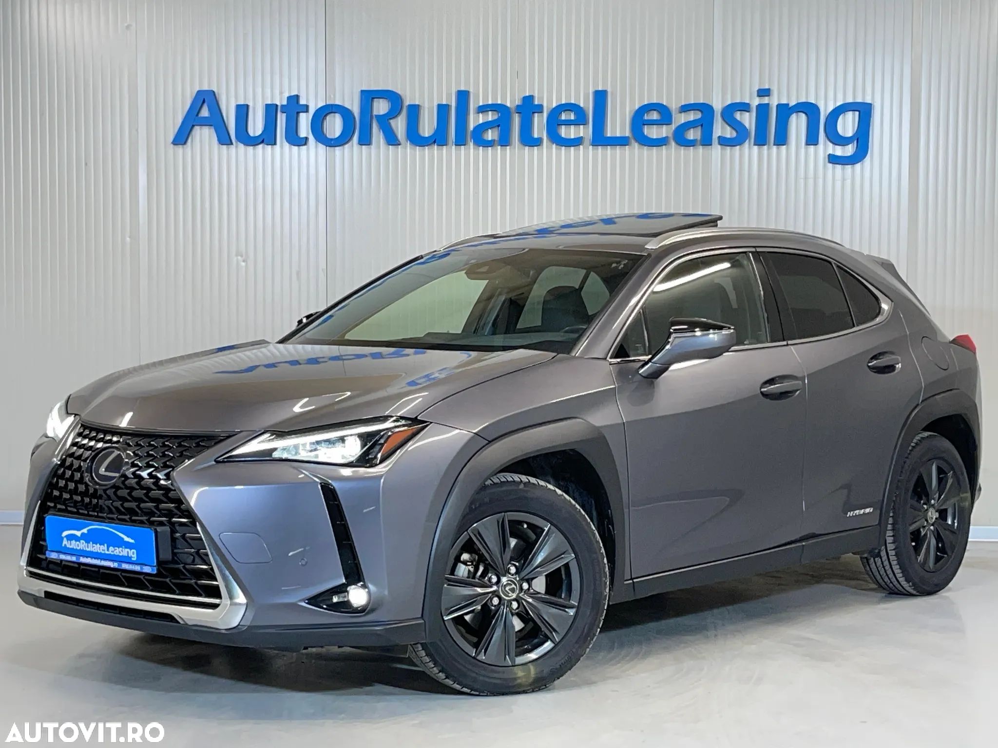 Lexus UX 250h 2.0L HEV 20H- (178 HP) 4X4 CVT Luxury - 1
