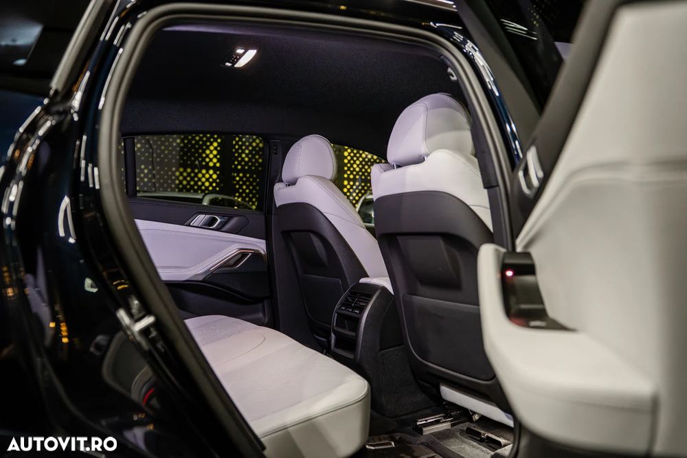 BMW X6 xDrive40i AT MHEV - 20