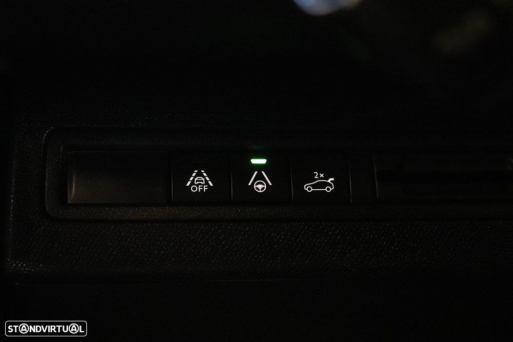 Peugeot 3008 1.2 PureTech GT Pack EAT8 - 19