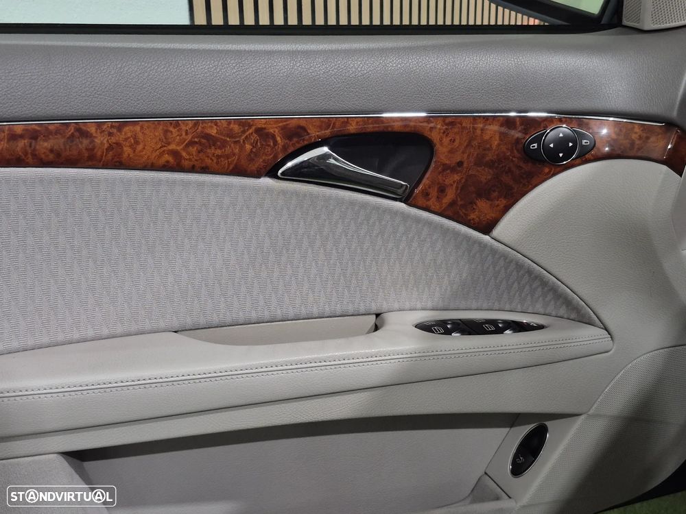 Mercedes-Benz E 220 CDI Auto Elegance - 26