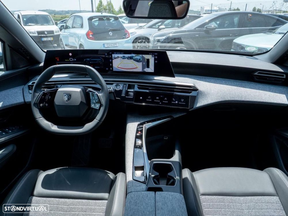 Peugeot E-5008 73 kWh Allure - 30