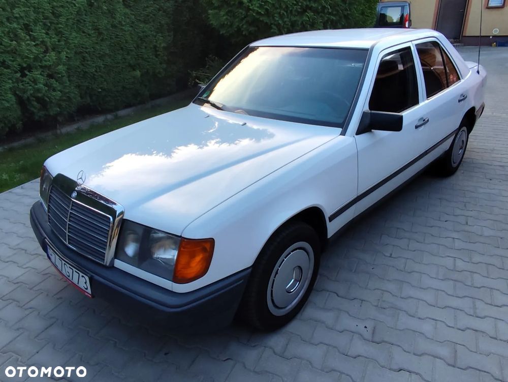 Mercedes-Benz W124 (1984-1993) - 2