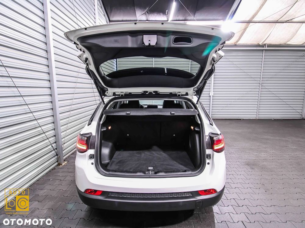 Jeep Compass 1.5 T4 mHEV Upland FWD S&S DCT - 14