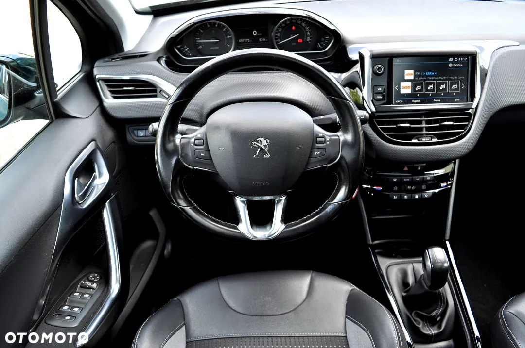 Peugeot 2008 1.2 Pure Tech GPF Allure S&S - 7