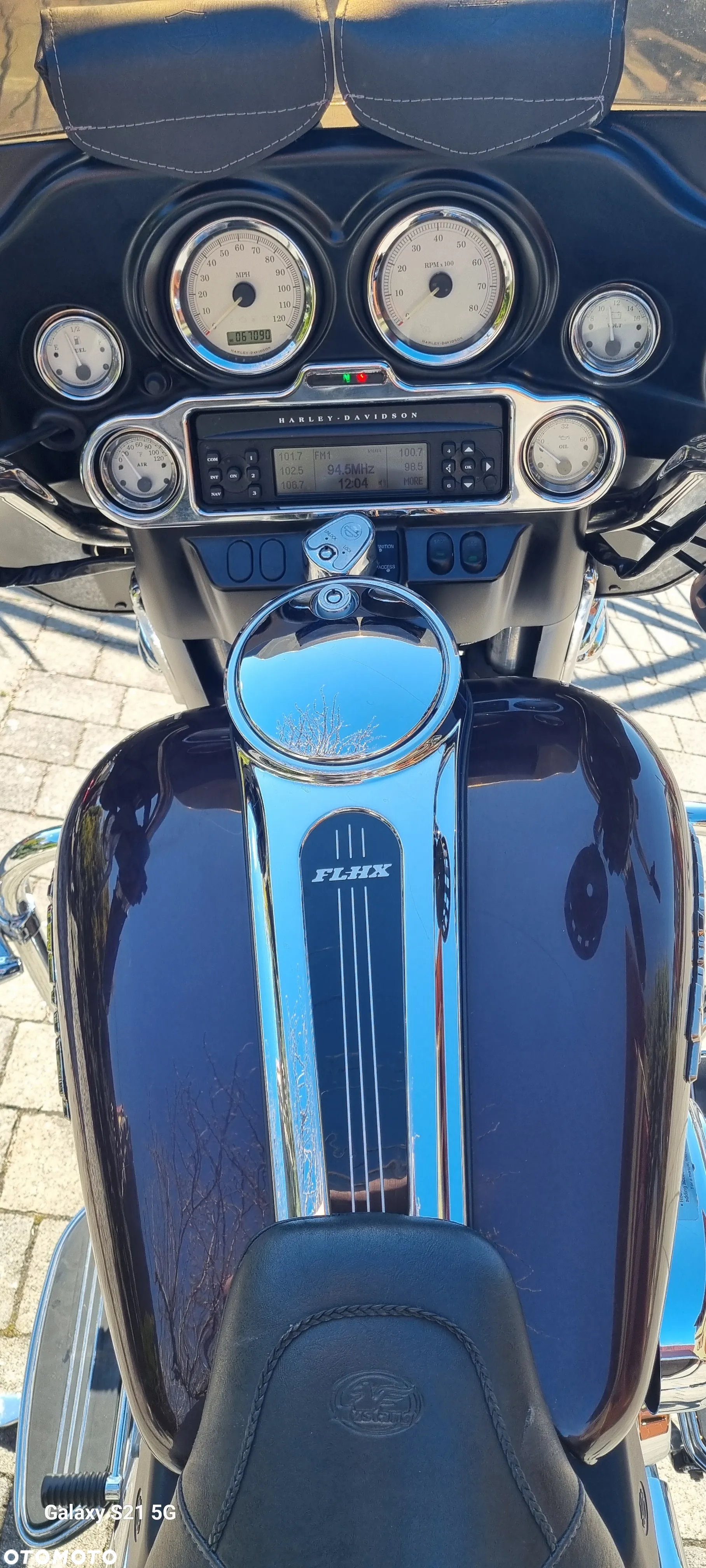Harley-Davidson Touring Street Glide - 11