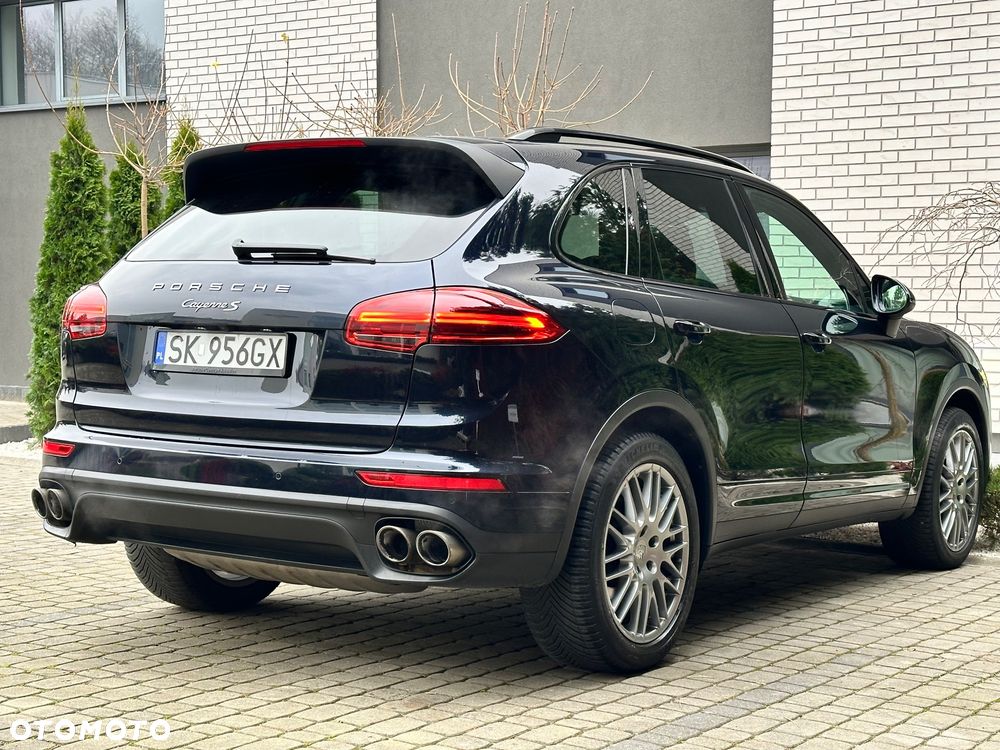 Porsche Cayenne S - 13