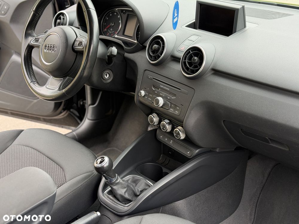 Audi A1 3-drzwiowe 1.2 TFSI admired - 21