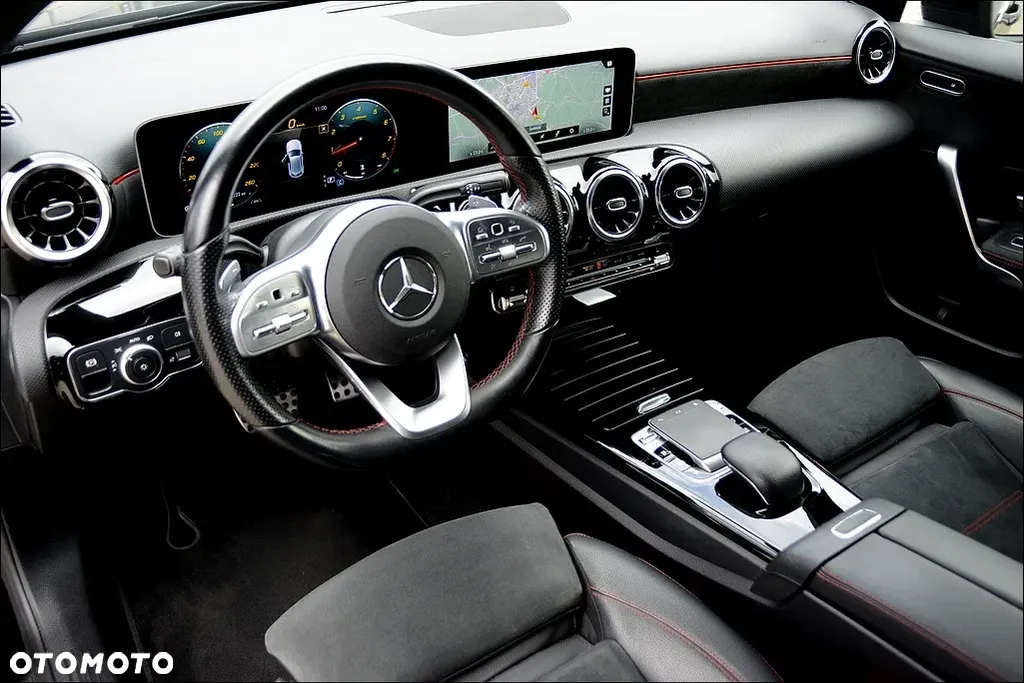Mercedes-Benz Klasa A 180 AMG Line 7G-DCT - 19