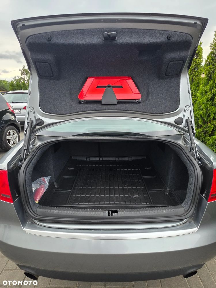 Audi A4 Limousine 1.8 - 11