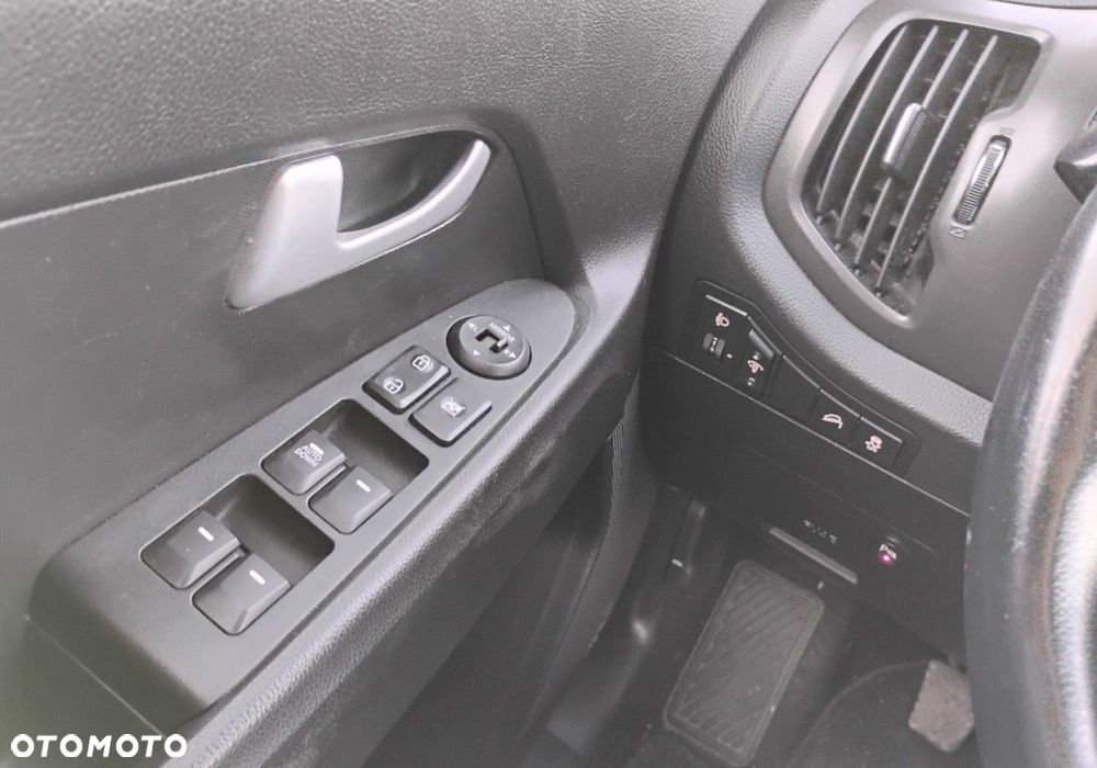 Kia Sportage - 12