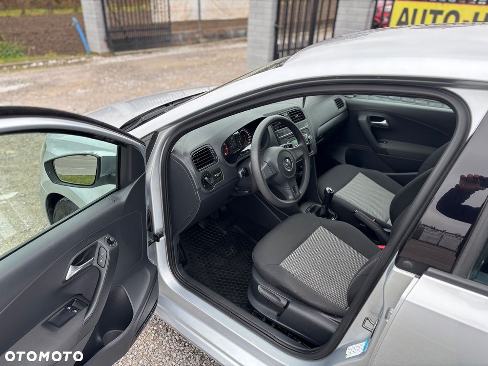 Volkswagen Polo - 5