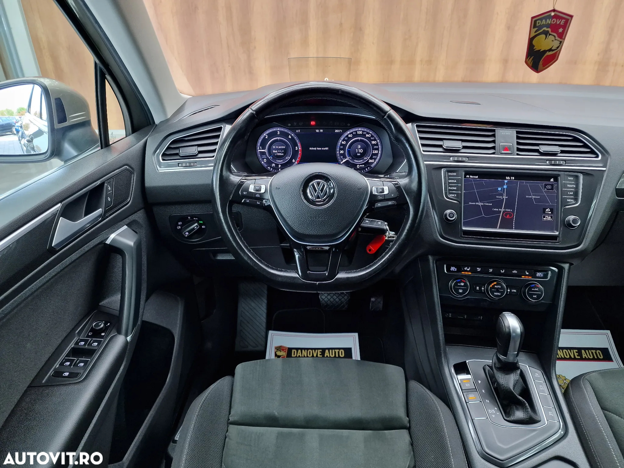 Volkswagen Tiguan - 18