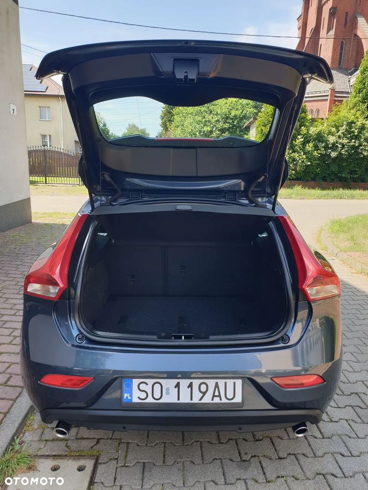Volvo V40 D2 Linje You - 38
