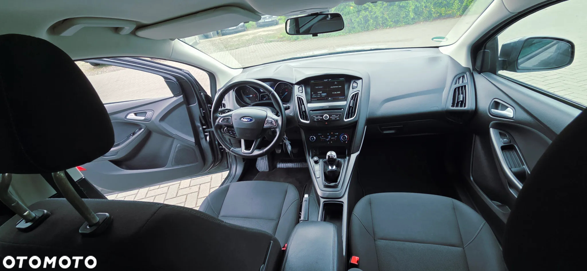 Ford Focus 1.5 EcoBlue Start-Stopp-System TITANIUM DESIGN - 34
