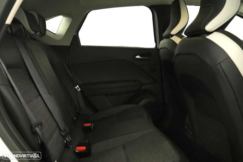 Renault Captur 1.0 TCe Techno Bi-Fuel - 24