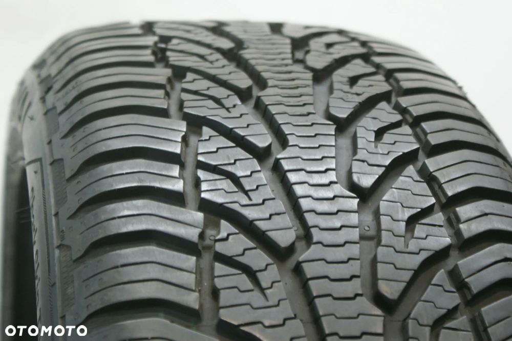 całoroczne 215/50R17 UNIROYAL ALLSEASONEXPERT 2 , 7,2mm B3946 - 2