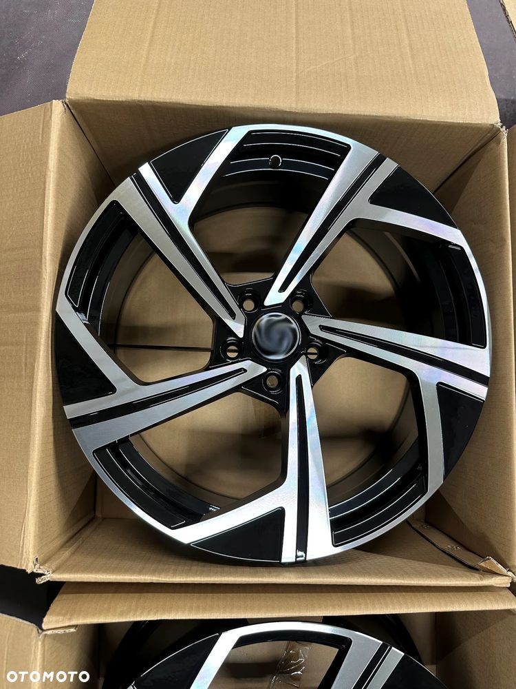 Felgi 5x112 8 18 ET 45 NOWE VW Skoda Seat Cupra - 4