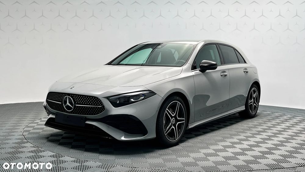 Mercedes-Benz Klasa A 220 4-Matic AMG Line 8G-DCT - 7