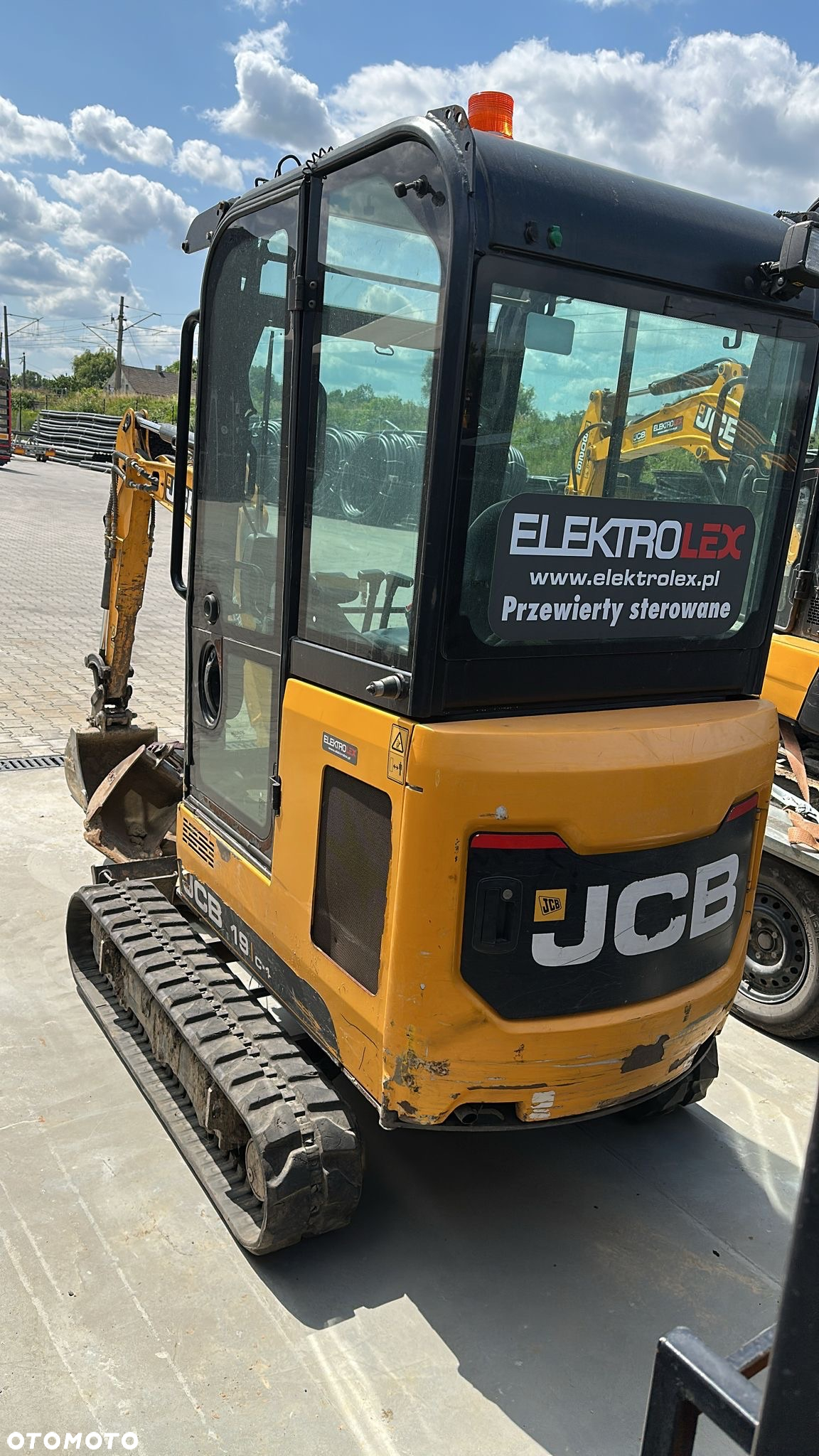 JCB 19C-1 - 3