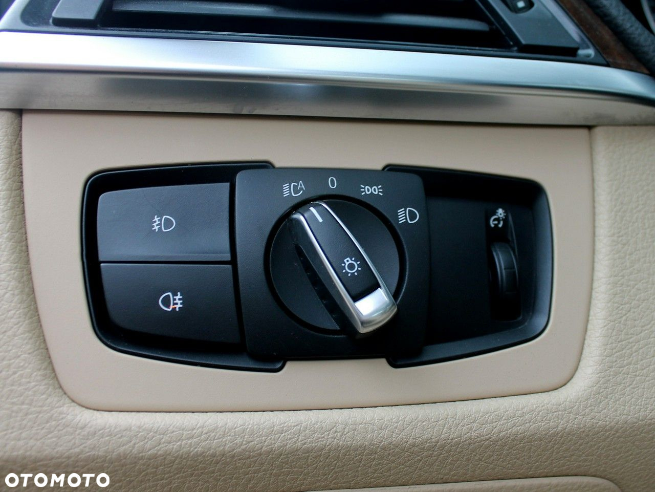 BMW Seria 3 - 34