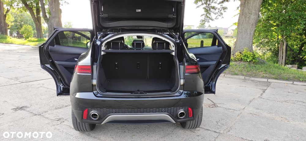 Jaguar E-Pace 2.0 i4D AWD R-Dynamic - 23