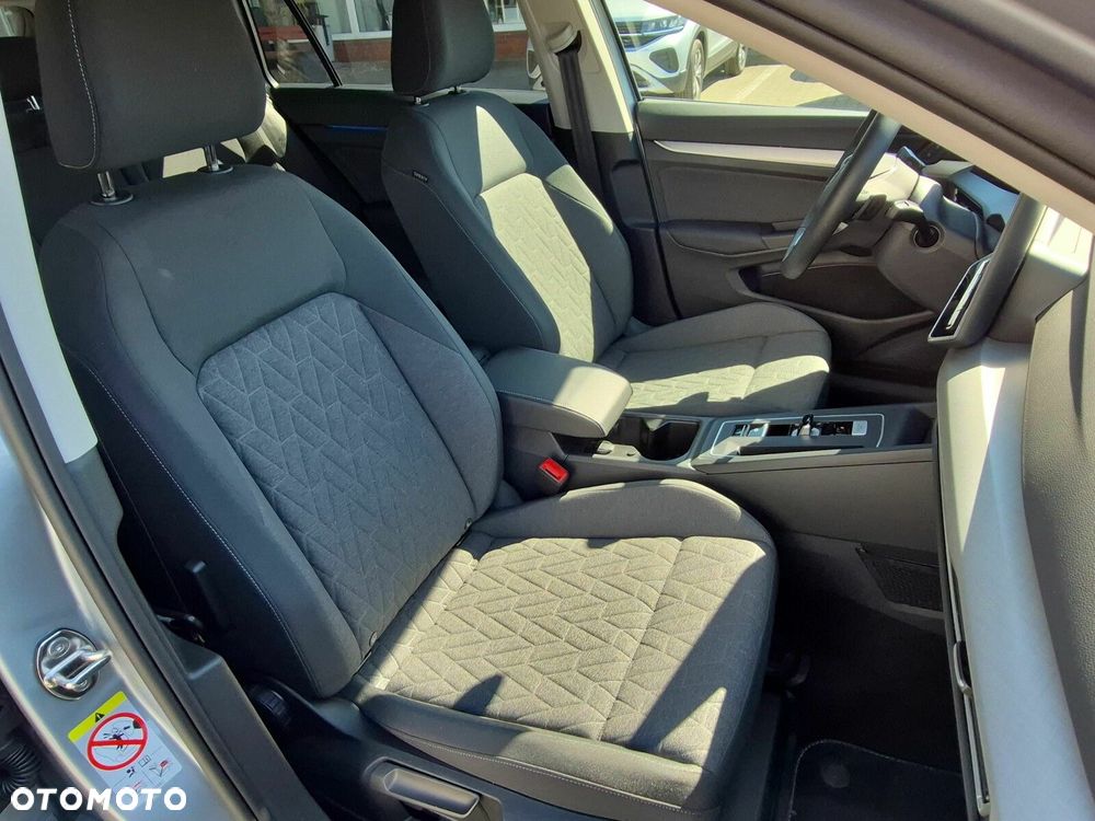 Volkswagen Golf Variant - 12