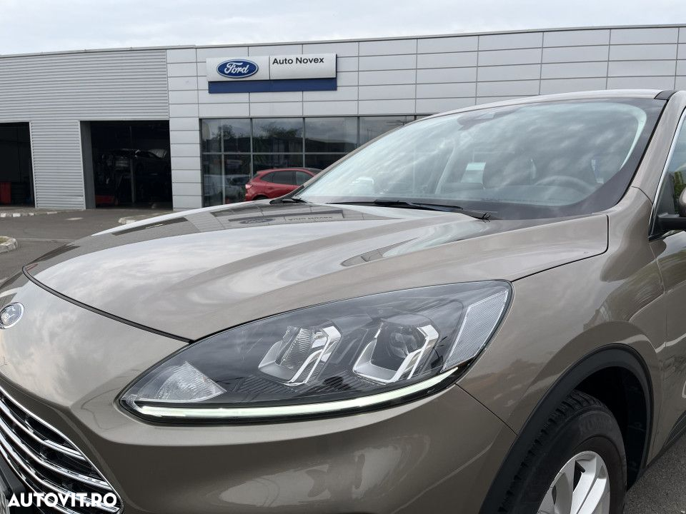 Ford Kuga - 21