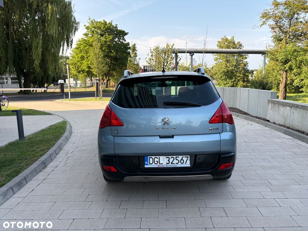 Peugeot 3008 Hybrid4 - 9