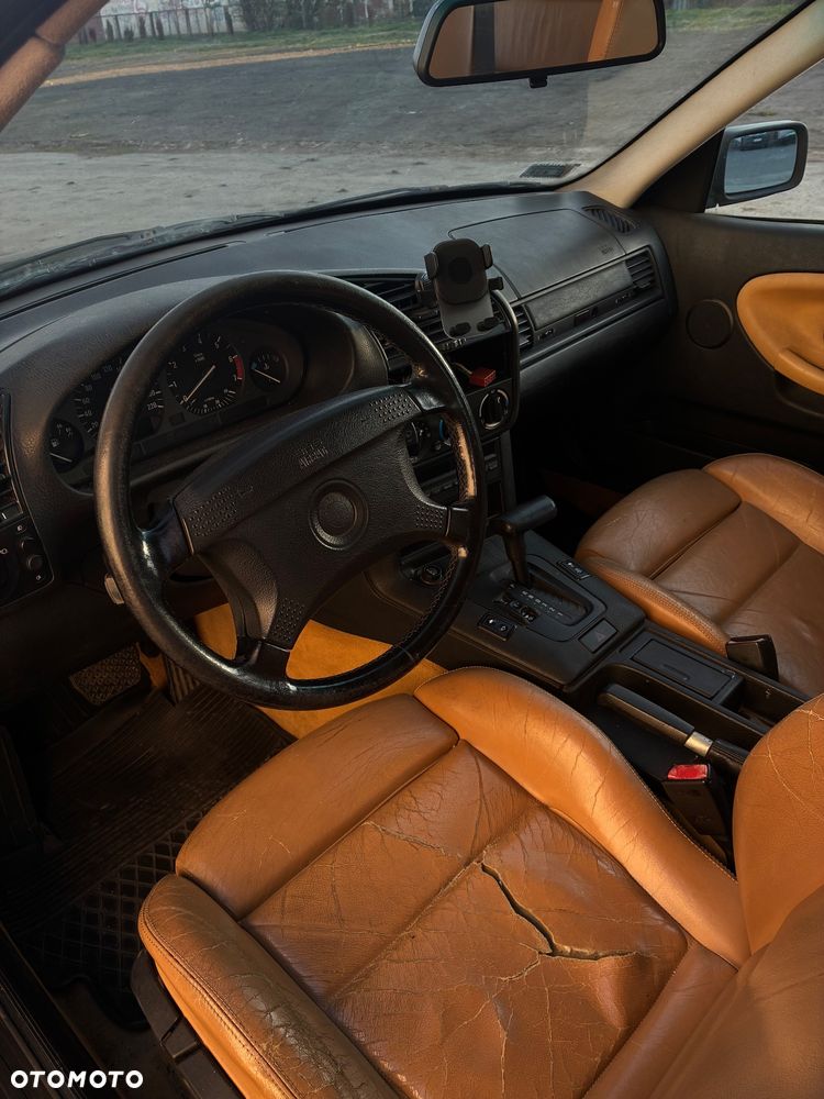 BMW Seria 3 - 16