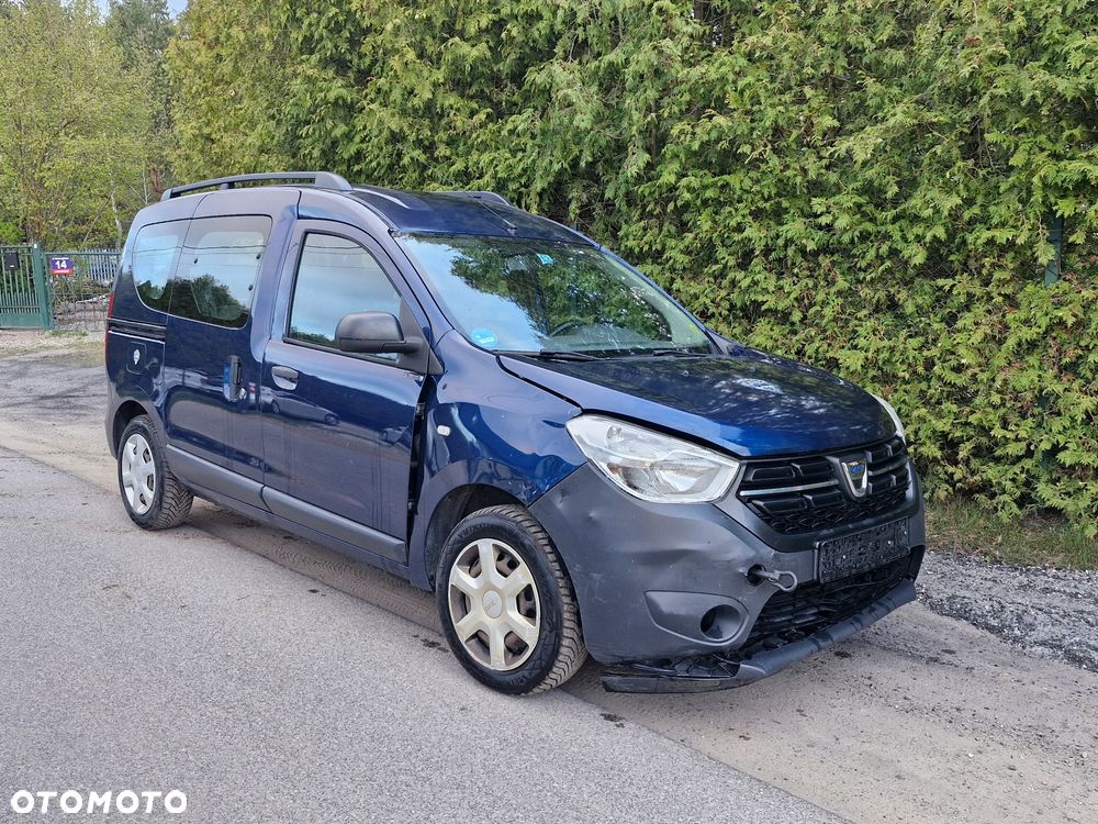 Dacia Dokker SCe 100 Essential - 13
