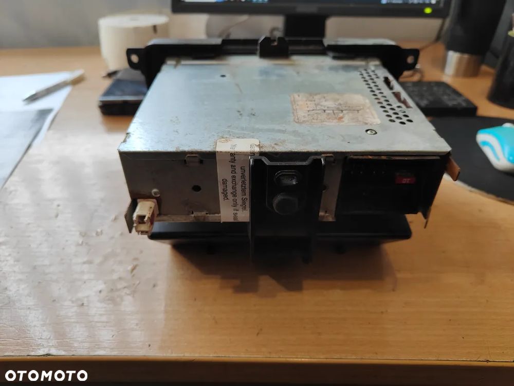 Radio fabryczne Volkswagen Caddy III 2K0035156 - 6