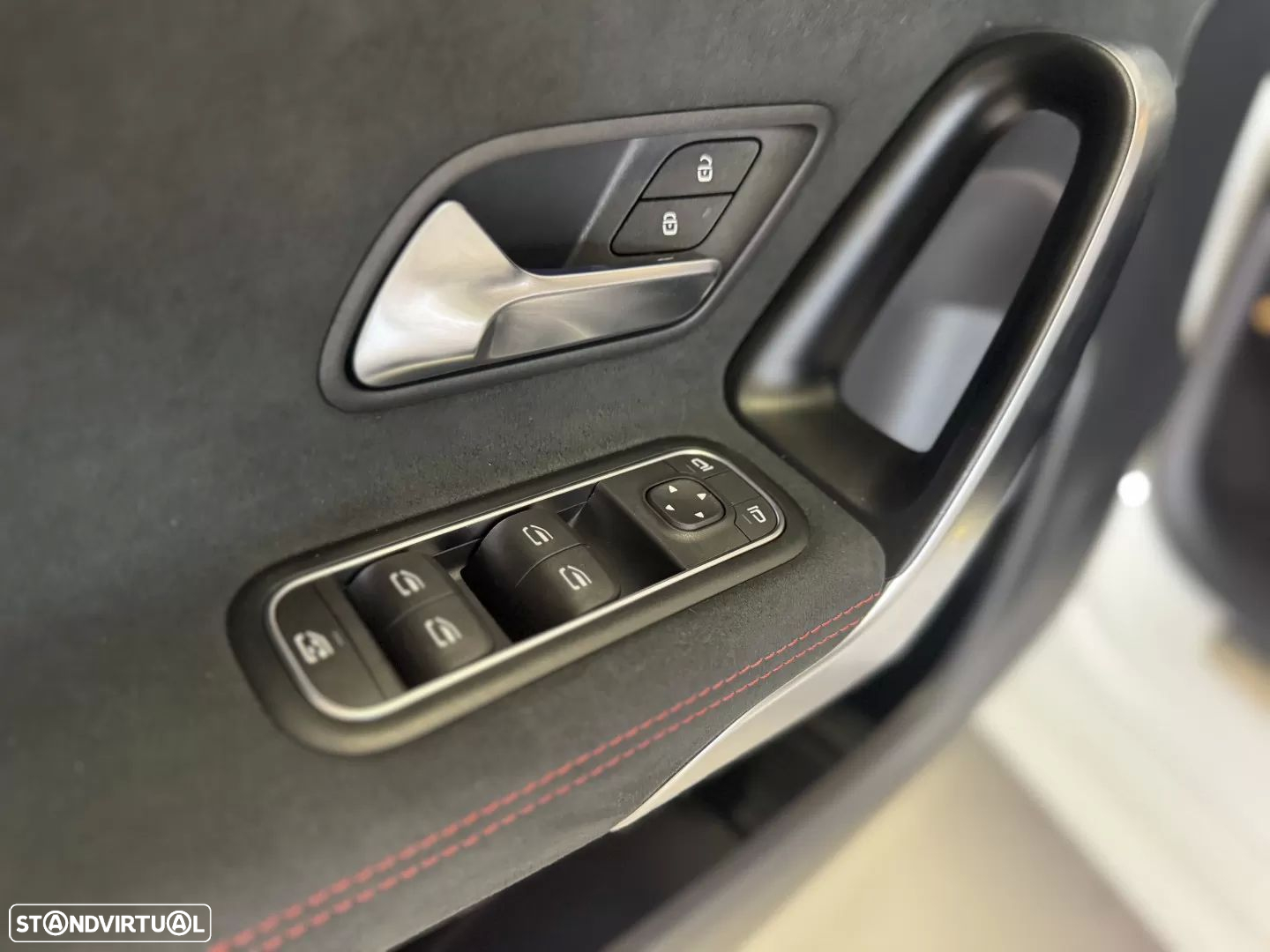 Mercedes-Benz A 160 AMG Line - 29