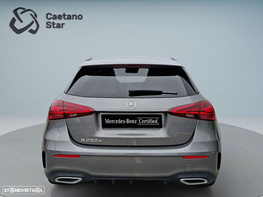 Mercedes-Benz A 250 e - 7