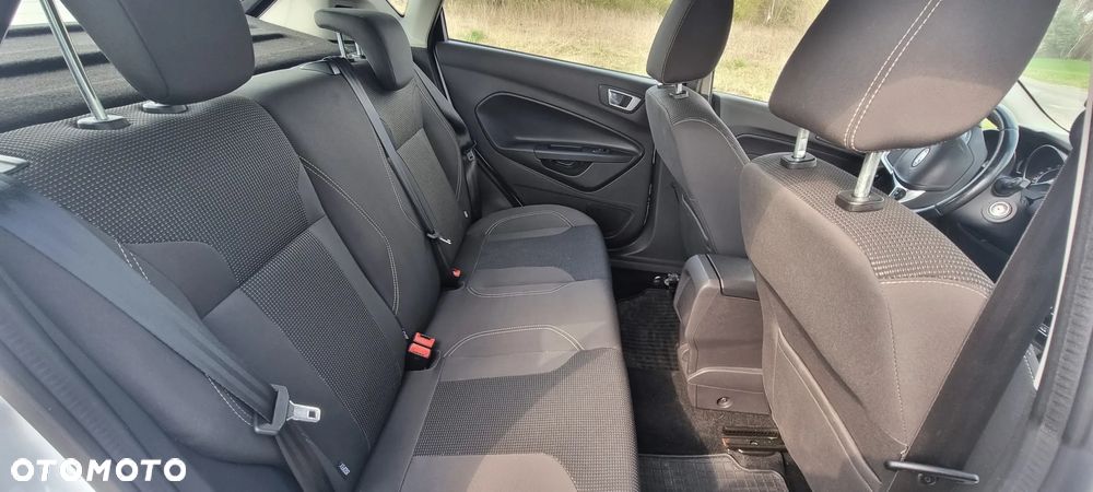 Ford Fiesta 1.0 EcoBoost mHEV Titanium - 18