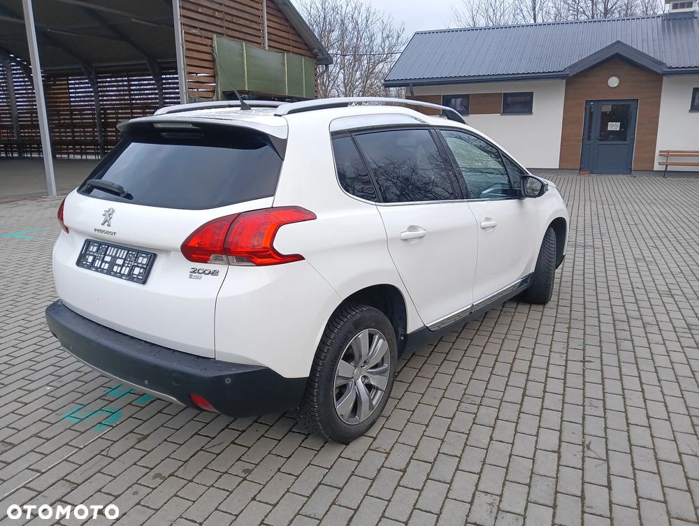 Peugeot 2008 - 4