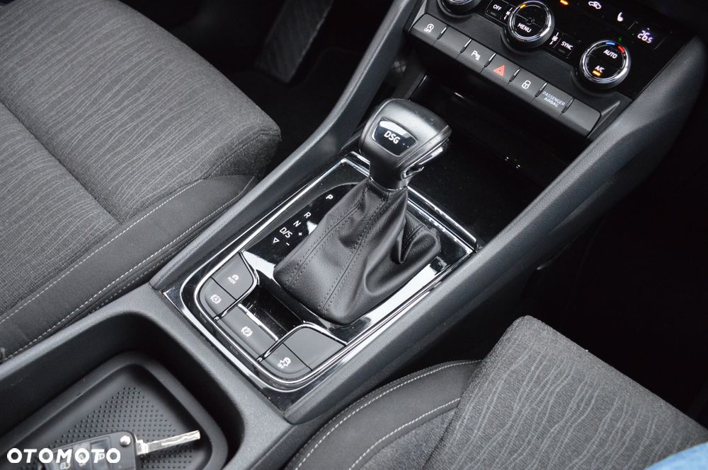 Skoda Karoq 1.6 TDI SCR DSG Ambition - 15