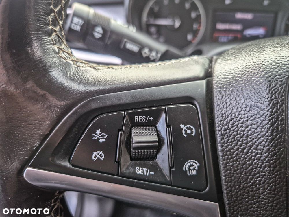 Opel Mokka X 1.4 T Design Line S&S - 26