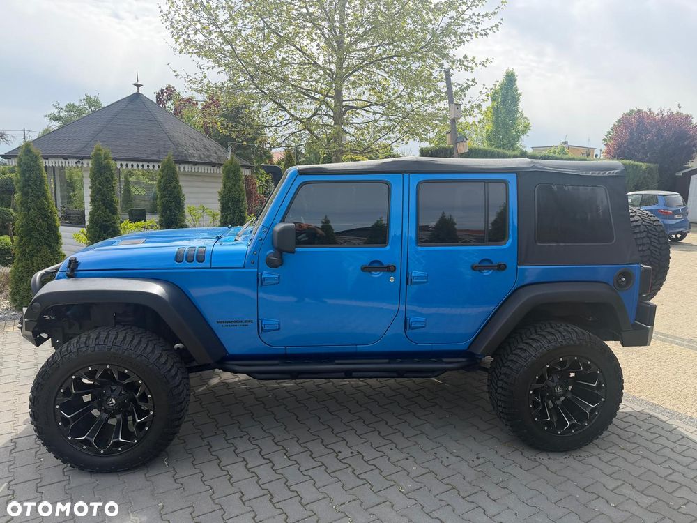 Jeep Wrangler Unlimited 2.8 CRD Automatik Rubicon - 24