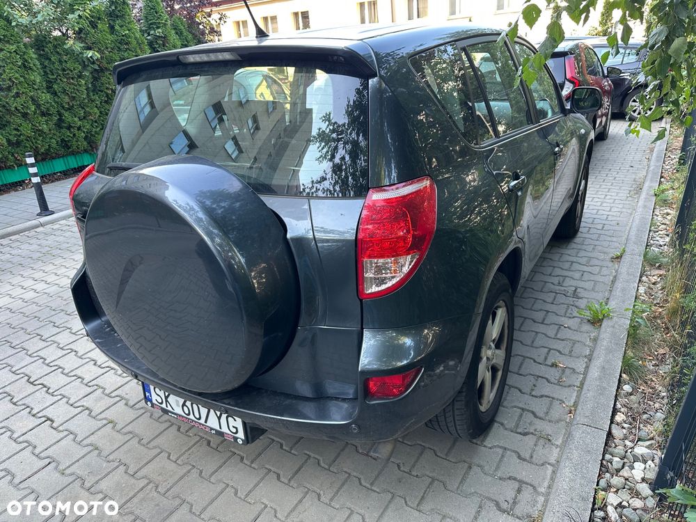 Toyota RAV4 2.0 VVT-i Sol - 1