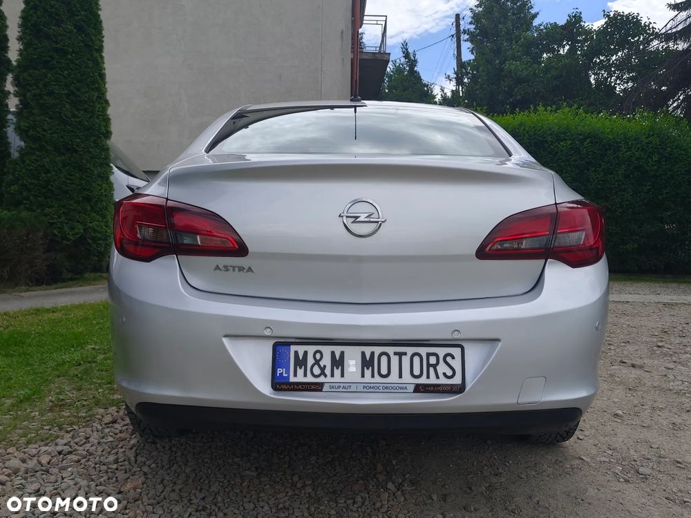 Opel Astra 1.6 Active EU6 - 19