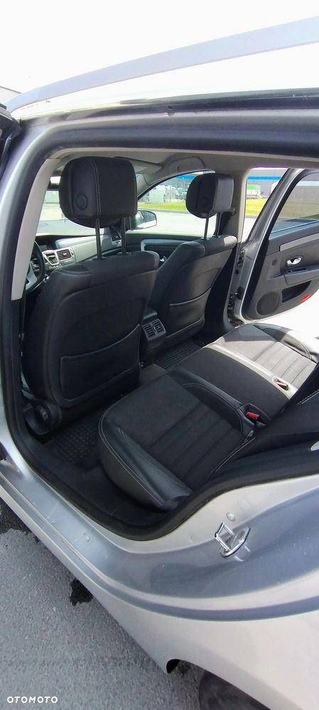 Renault Laguna 2.0T Expression - 9