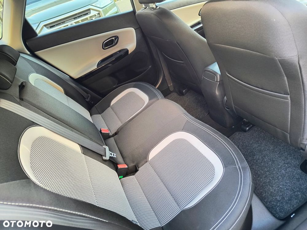 Kia Ceed 1.6 CRDi 136 ISG Platinum Edition - 21