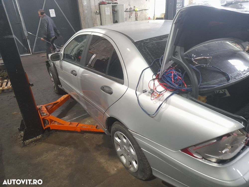 Modul usa drepata fata 2038201485 Mercedes-Benz C-Class W203/S203/CL2 - 6