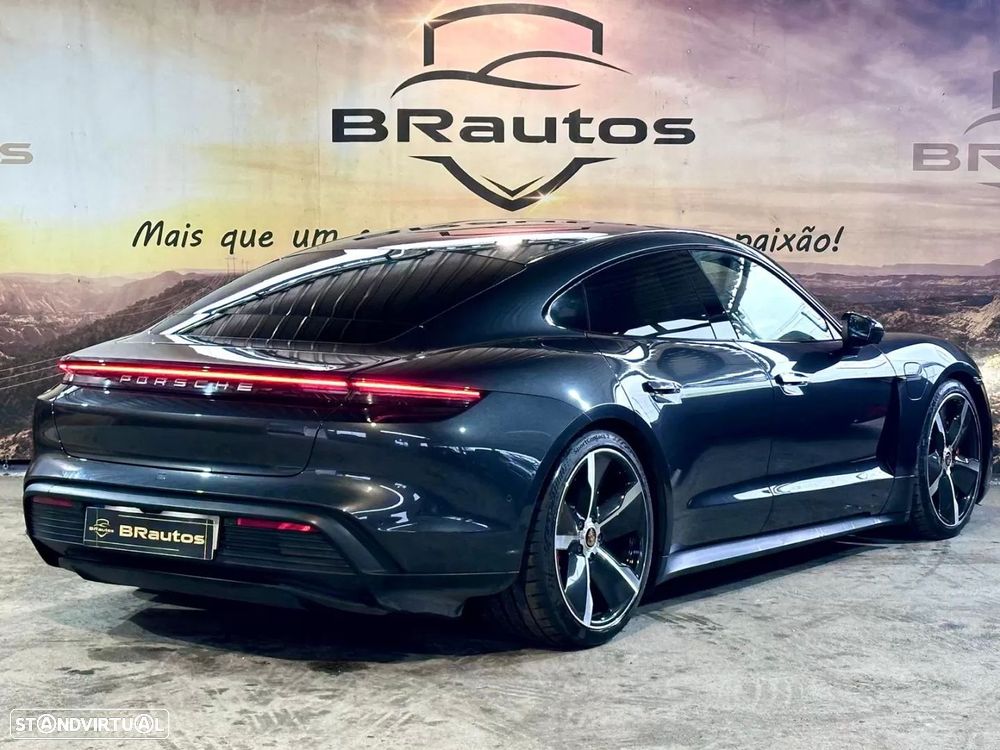 Porsche Taycan 4S - 8