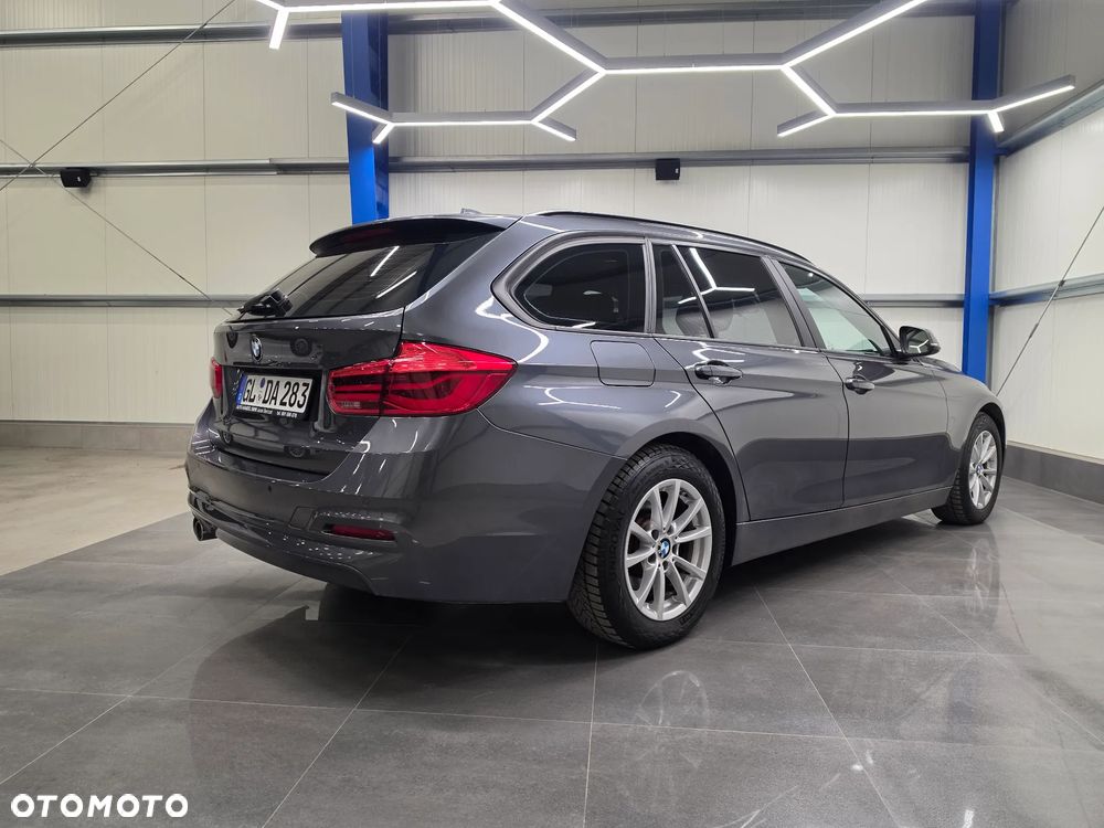 BMW Seria 3 320d Advantage - 17