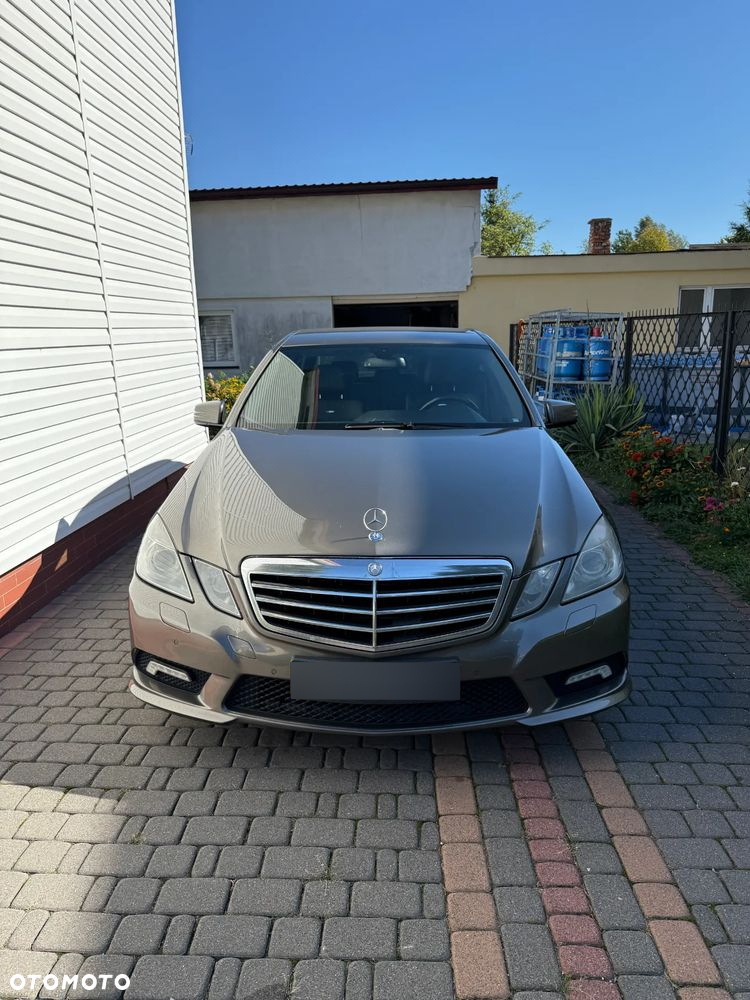 Mercedes-Benz Klasa E 350 CDI BlueEff Elegance - 3